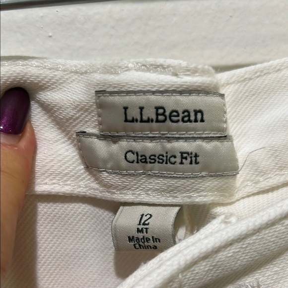 NWT L.L. Bean White Straight Jeans Classic Fit Size 12 - Picture 2 of 6